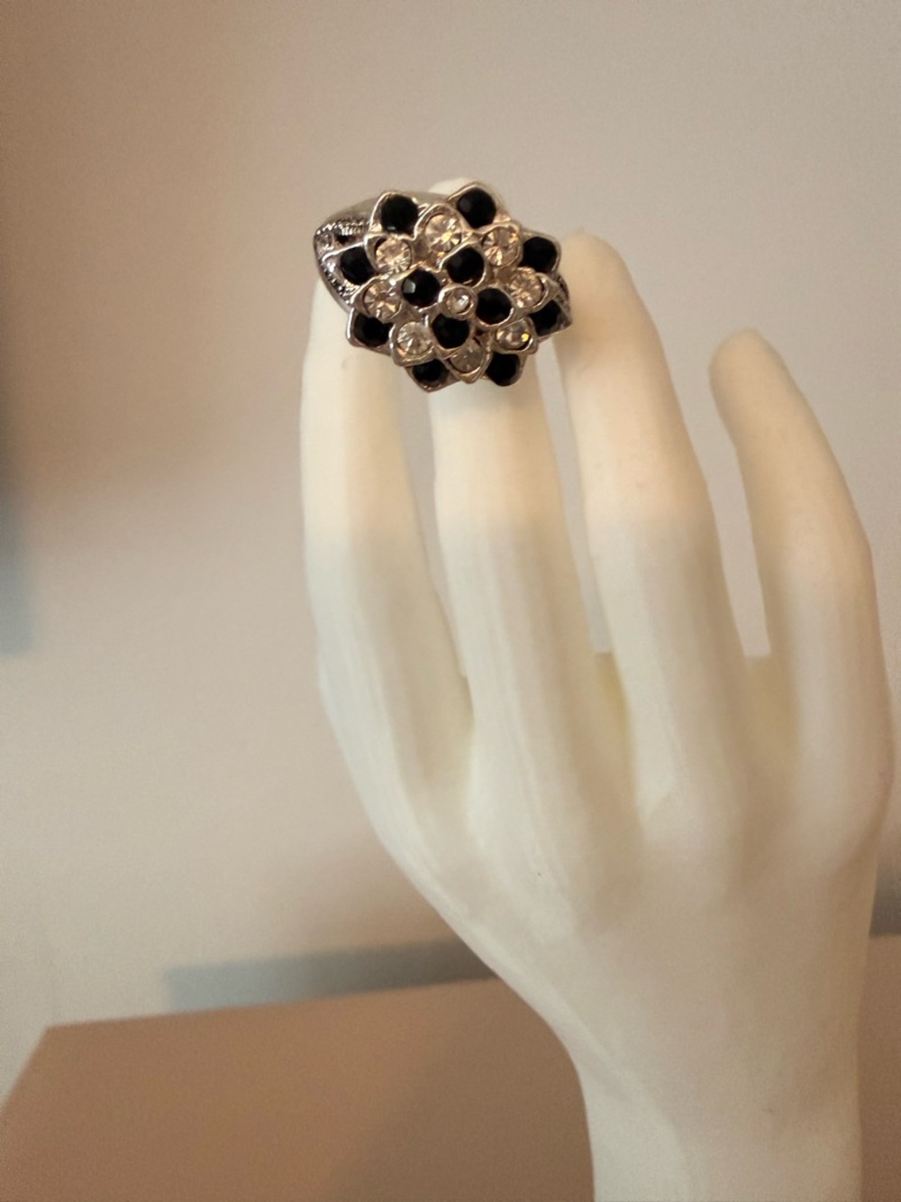 Banana Republic Silver Tone Ring with Black and Clear Stones